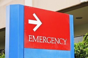 Emergency room sign - Hospitalists play important role in reporting healthcare fraud